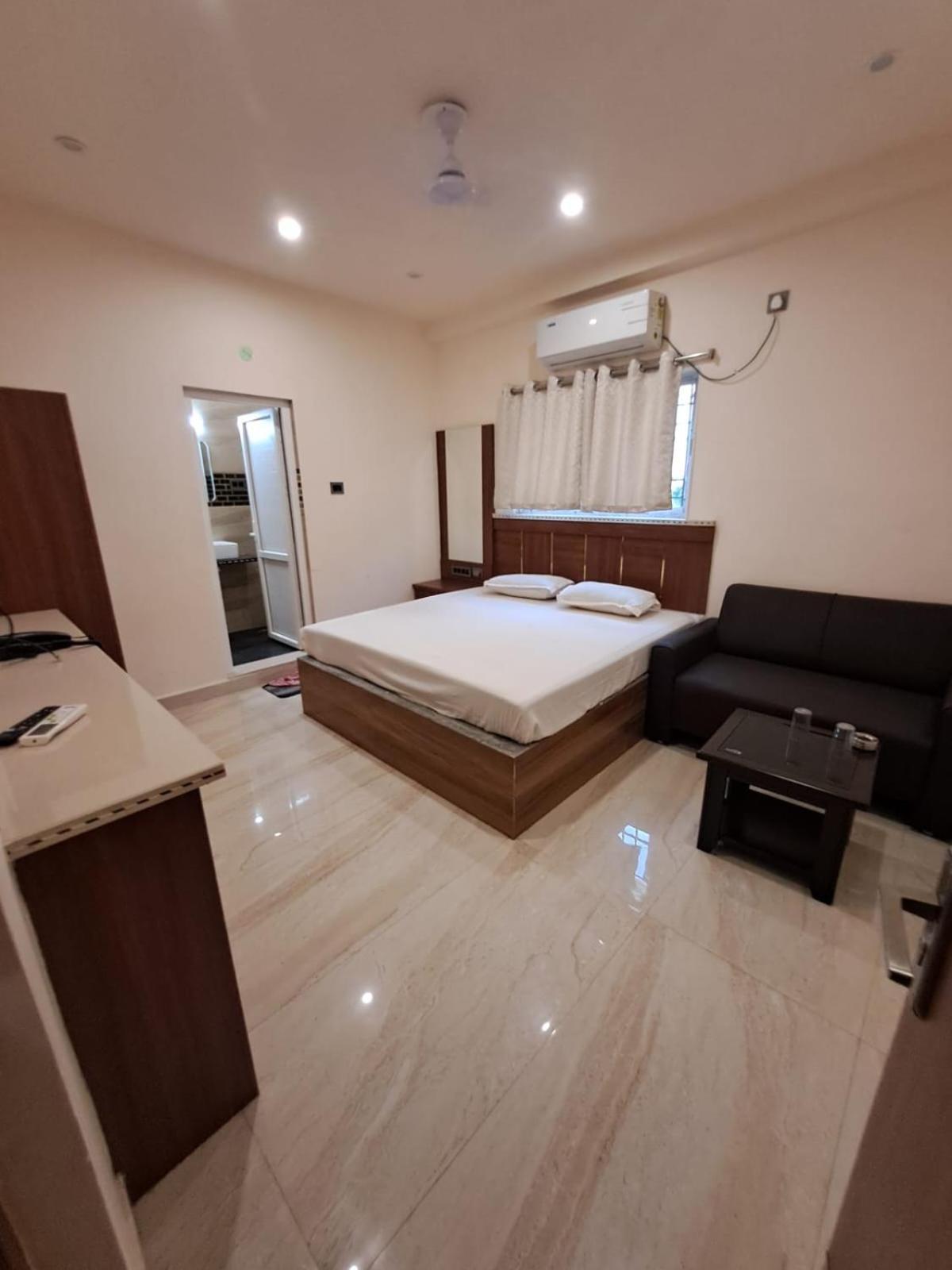 Hotel Vivek Patna  Exterior photo