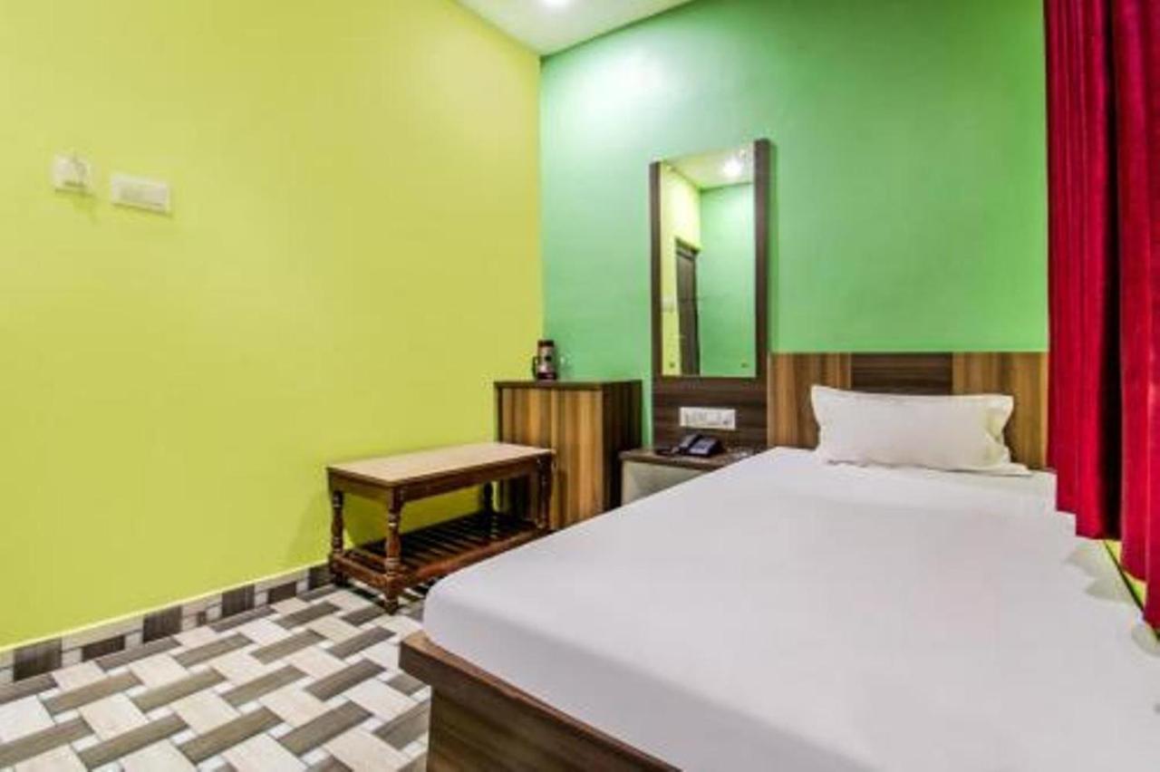 Hotel Vivek Patna  Exterior photo